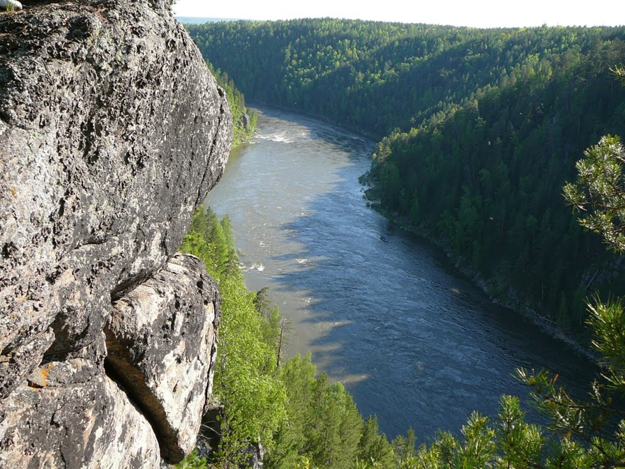 Порог красноярский край. Комаровские пороги Красноярский край. Комаровские пороги на реке Кан. Красноярск природа.